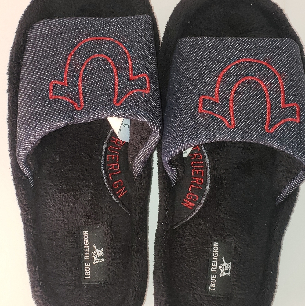 True religion men's slippers size m 9-10
